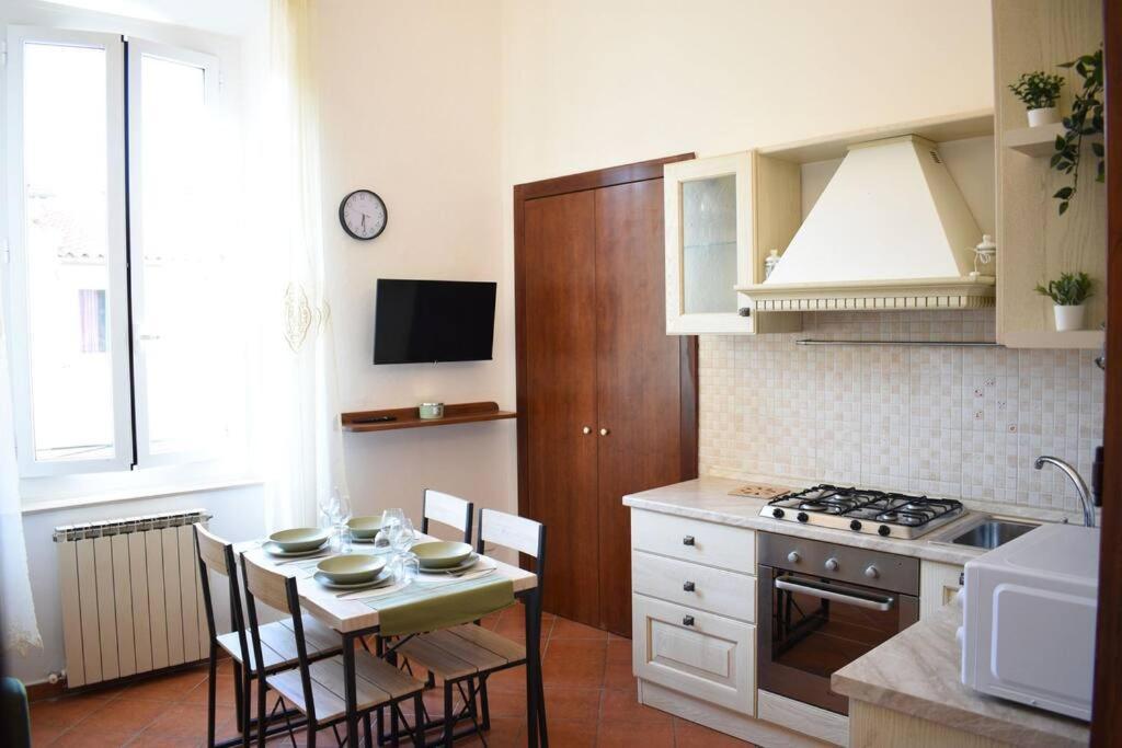 Leghorn - Centro & Mare - Appartamento Livorno Luaran gambar